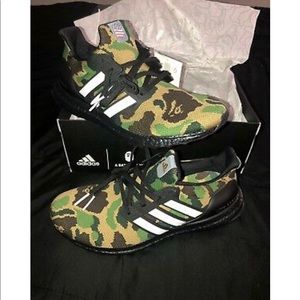 adidas gazelle silver green womens adidas Men's Ultraboost Light Legacy Running Shoe